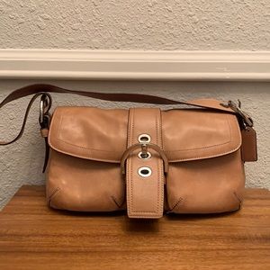 Coach soho pocket flap tan leather satchel purse shoulder bag style #9434